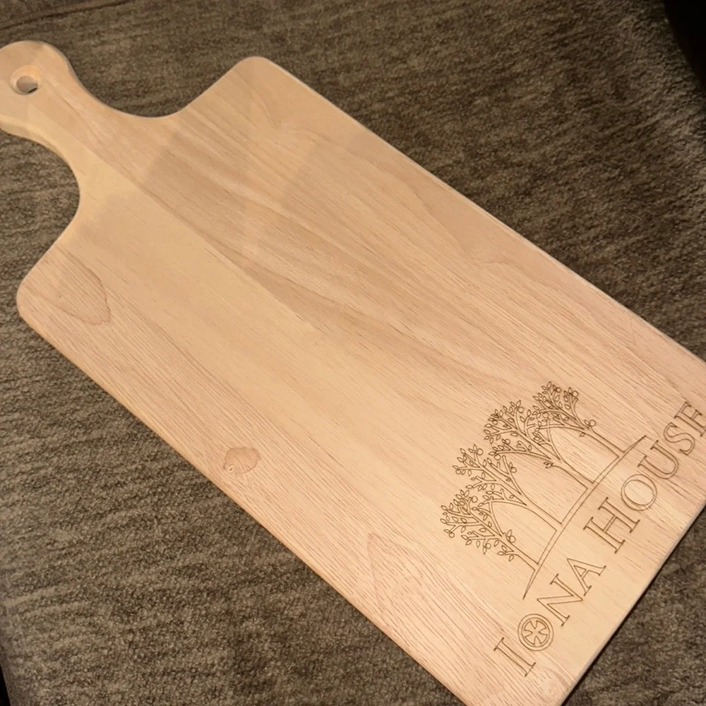 Iona house cutting board